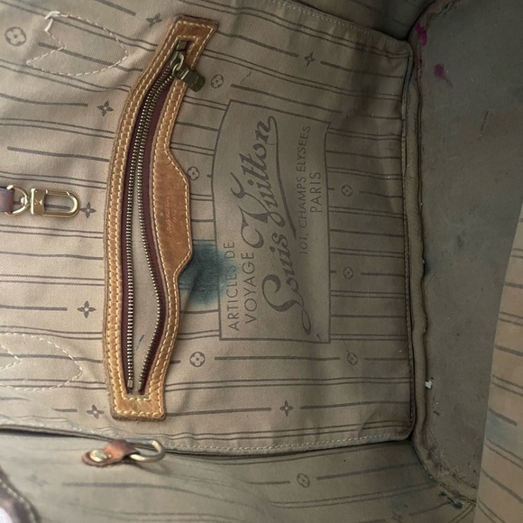 Louis Vuitton Neverfull MM - Picture 6 of 7